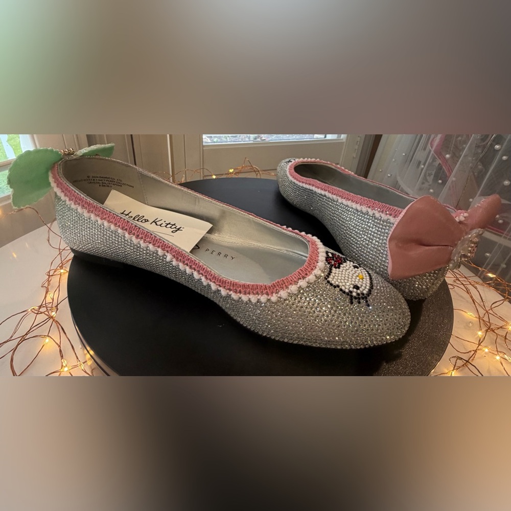 Hand Embellished Statement Crystal Ballet Flat in Hello Kitty Theme, size 8.5 - Picture 11 of 16